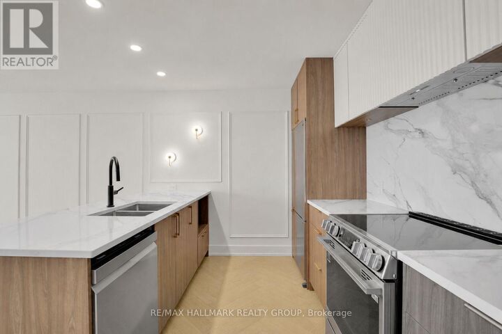 Property Photo:  13 Ella Street 3  ON K1S 2S3 