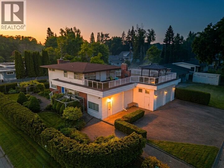Property Photo: 1689 Birch Street BC V2L 1B3