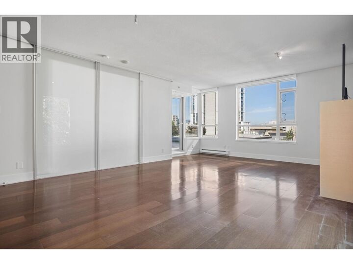 Property Photo:  1530 West 8th Avenue 403  BC V6J 5M6 