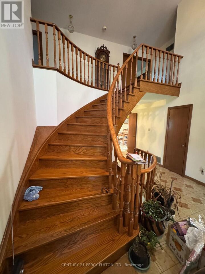 Property Photo:  29 Ernest Avenue  ON M2J 3T4 