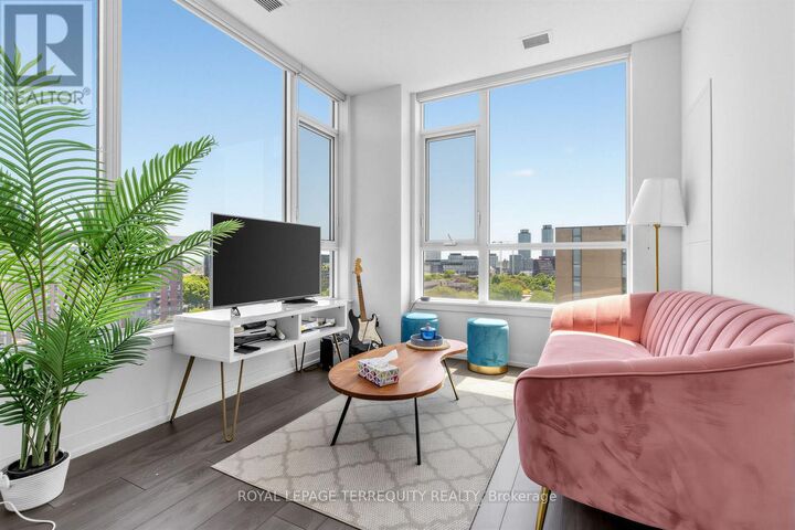 Property Photo: 200 Sackville Street ON M5A 0C4