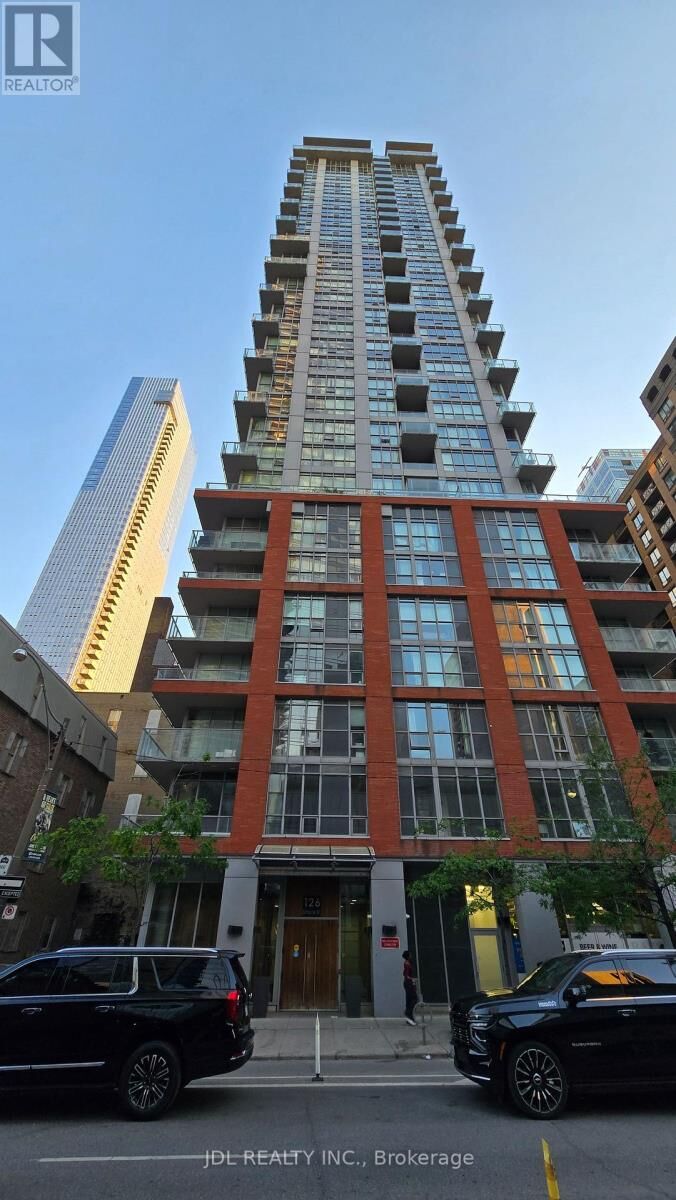 Property Photo:  126 Simcoe Street 1506  ON M5H 4E6 