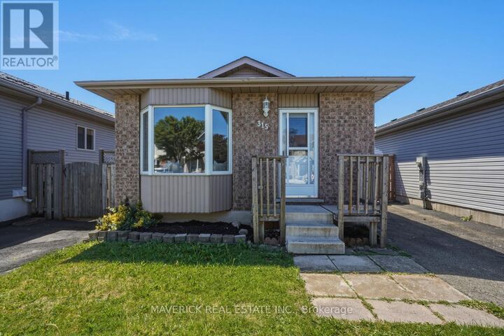 Property Photo:  315 Simpson Crescent  ON N5V 5E1 