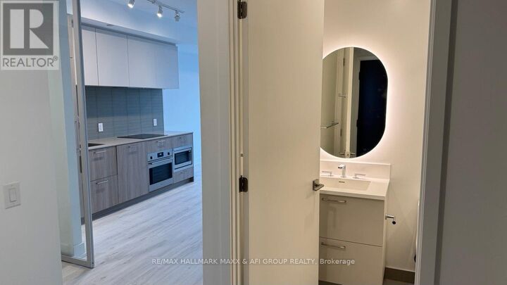 Property Photo:  36 Olive Avenue 2607  ON M2N 0M4 