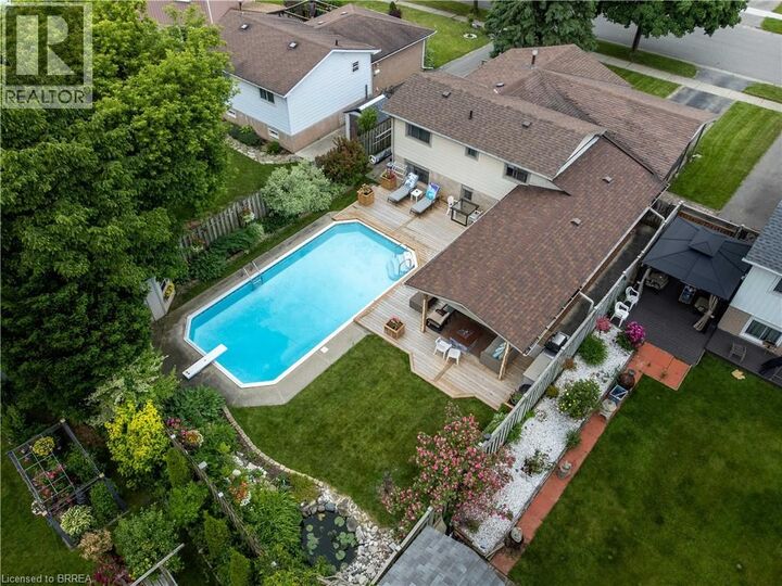 Property Photo:  60 Woodlawn Avenue  ON N3V 1B3 