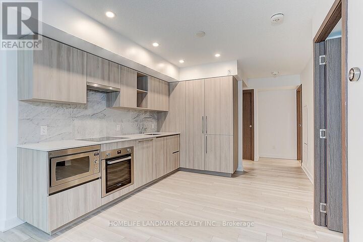Property Photo:  17 Bathurst Street 601  ON M5V 0N1 