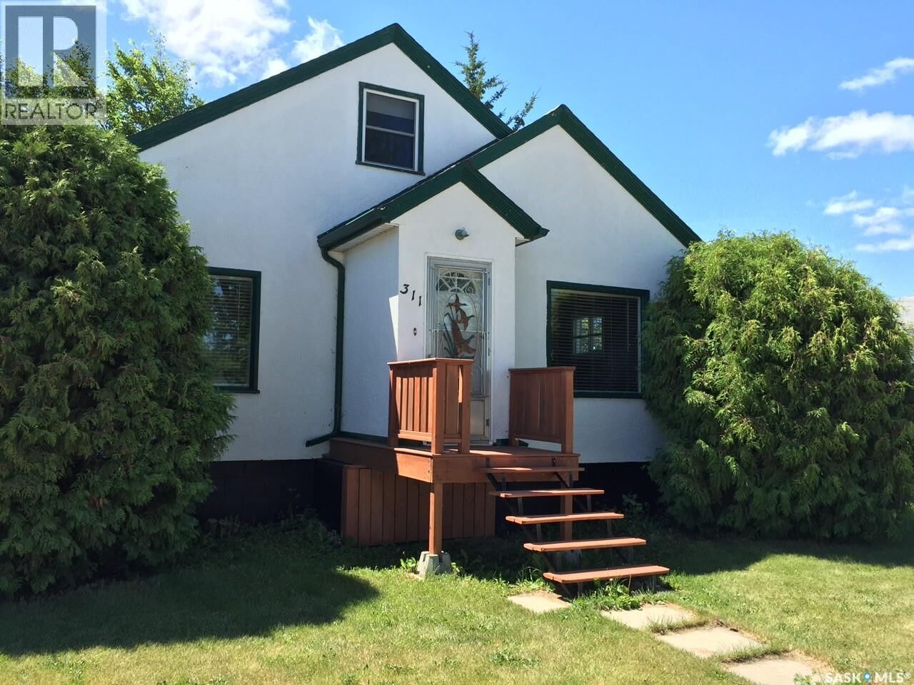 Property Photo:  311 1st Street S  SK S0K 4P0 