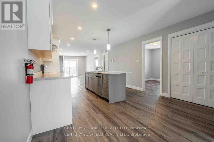 Property Photo: 238 East Ridge Drive ON K6H 7N2