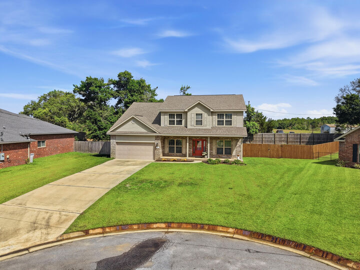 Property Photo:  8566 Holley Hills Circle  FL 32566 