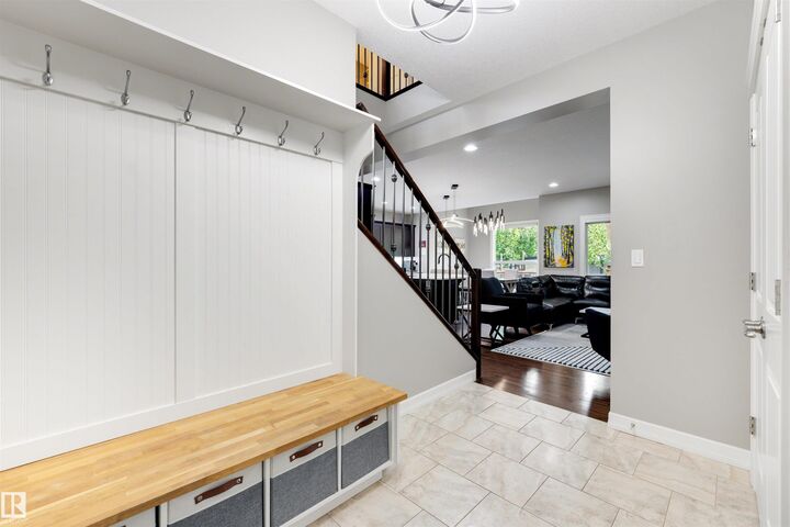 Property Photo:  1507 Wates Place SW  AB T6W 0T9 