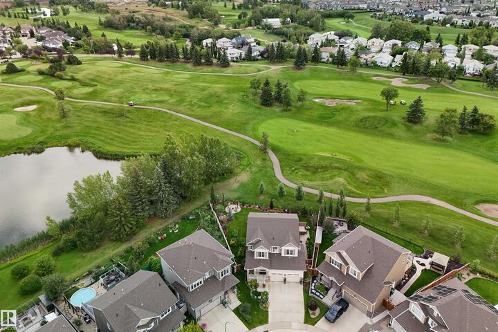 Property Photo:  127 Rosemount Court  AB T4X 1Z5 