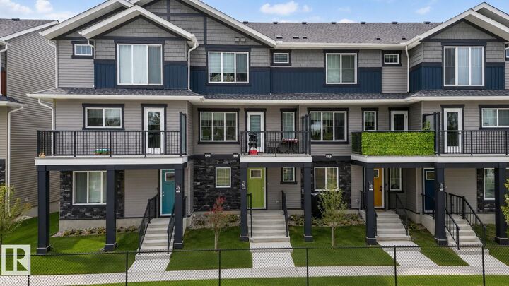 Property Photo:  50 McLaughlin Drive 7  AB T7X 0E1 