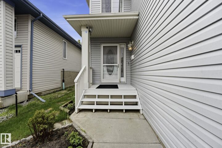 Property Photo:  3231 28A Avenue NW  AB T6T 1T1 