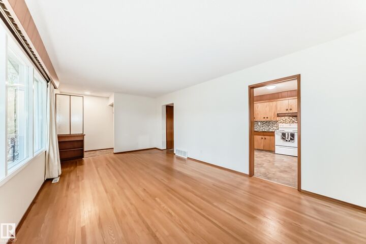 Property Photo:  12022 62 Street NW  AB T5W 4C8 