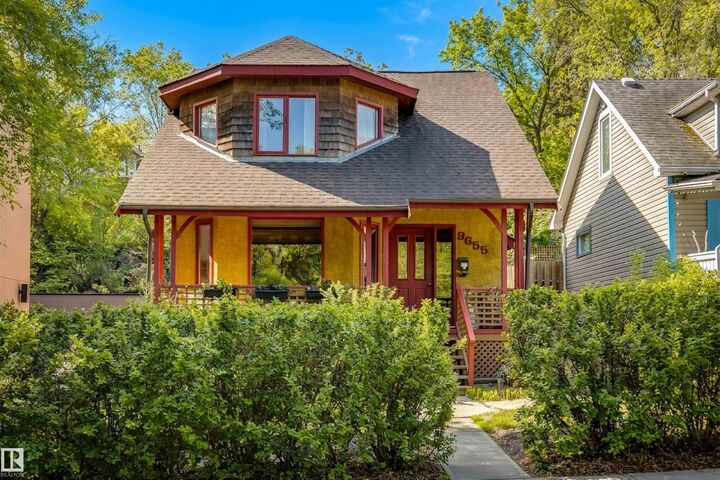 Property Photo:  9655 87 Avenue NW  AB T6C 1K5 
