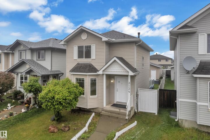 Property Photo:  3134 30 Avenue NW  AB T6T 1T9 