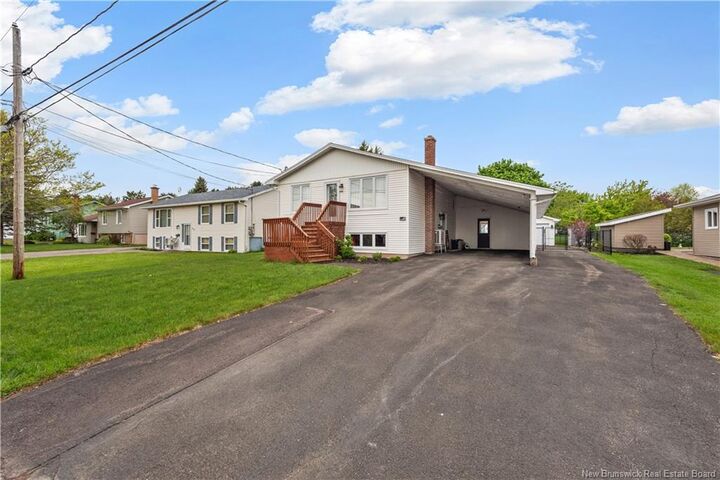 321 Gould Street — photo 1