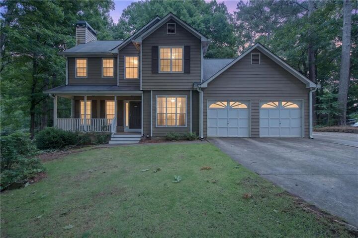 Property Photo:  148 Brentwood Way  GA 30281 