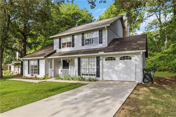 Property Photo: 1405 Chelsea Downs Lane NE GA 30013
