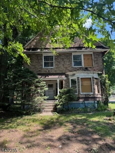 Property Photo:  600 Park Ave  NJ 07017 