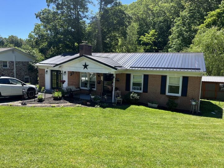 Property Photo:  253 Valley Drive  WV 24970 