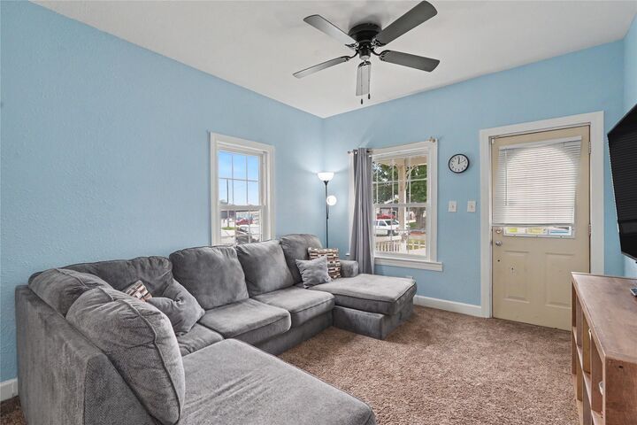 Property Photo: 1930 Burson Street IA 50316