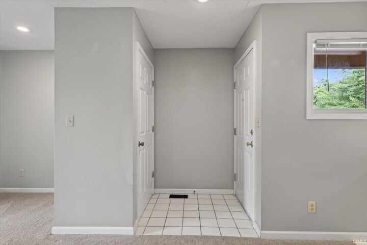 Property Photo:  9605 S Lake Ridge Drive 6  IN 47401 