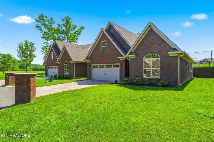 Property Photo:  224 Lake View Point  TN 37329 