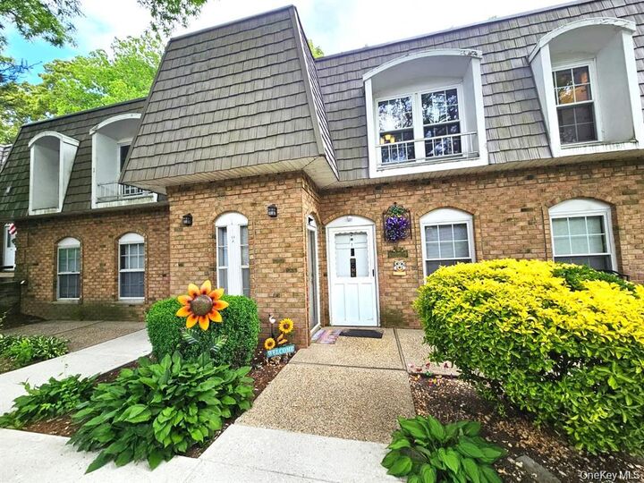 Property Photo: 655 Middle Country Road 2H2 NY 11727
