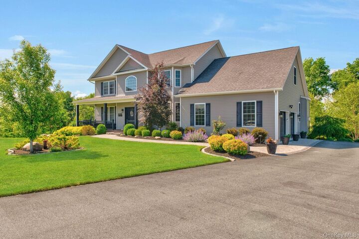 Property Photo:  27 Wild Turkey Lane  NY 12575 