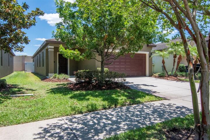 Property Photo:  6108 Magnolia Park Boulevard  FL 33578 