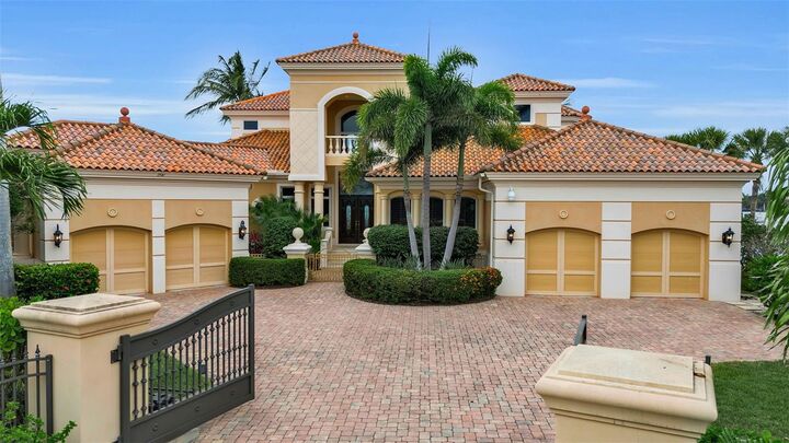 Property Photo:  1541 Caribbean Drive  FL 34231 