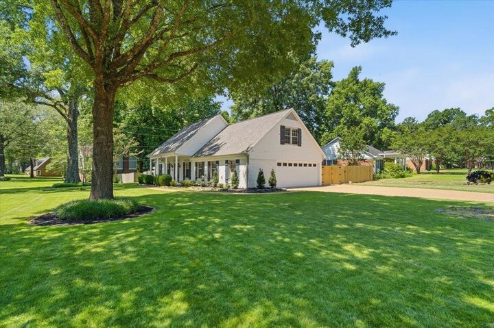 Property Photo:  2143 Cornwall St  TN 38138 