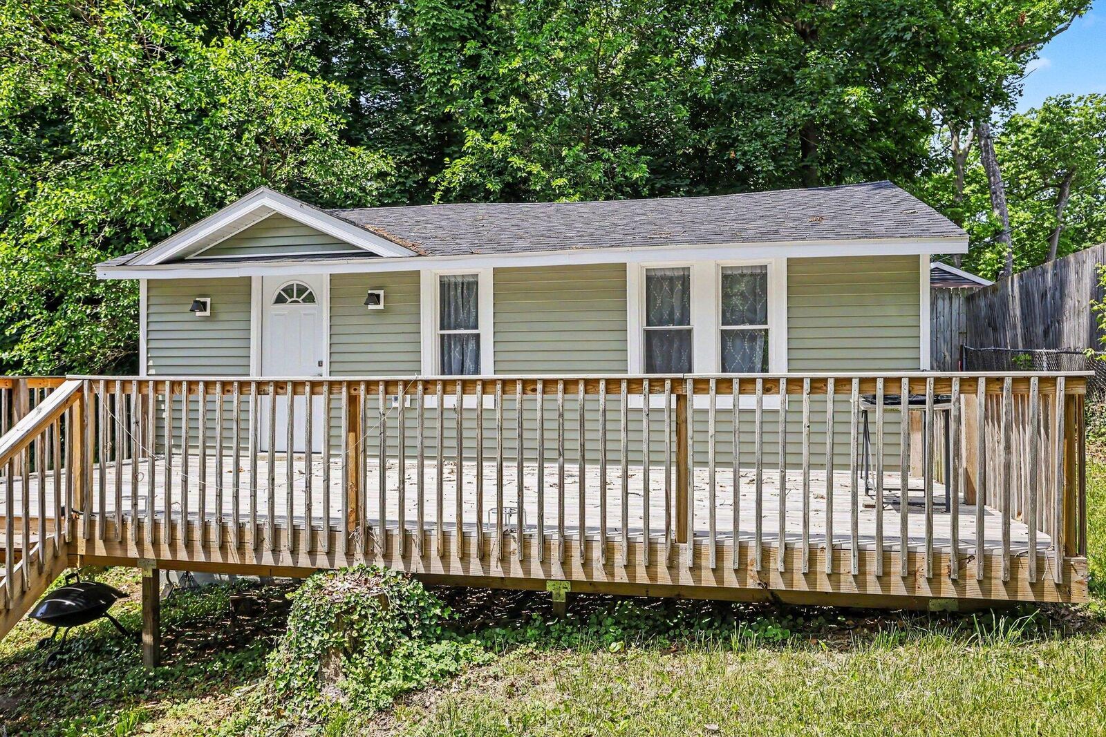 Property Photo:  93402 Lee Street  MI 49047 