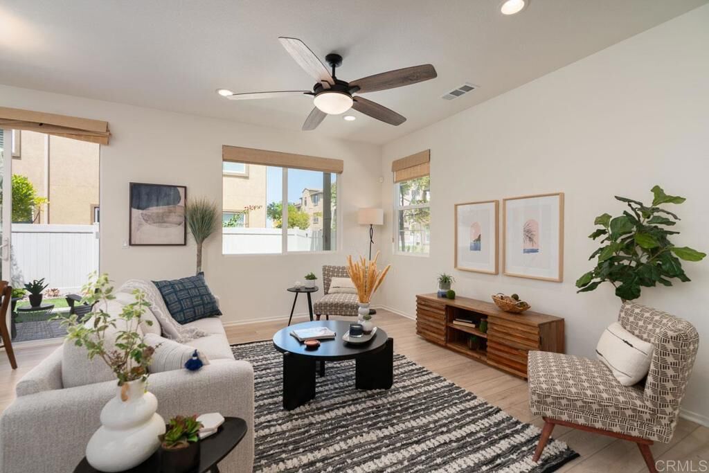 Property Photo:  1185 Via Lucero  CA 92056 