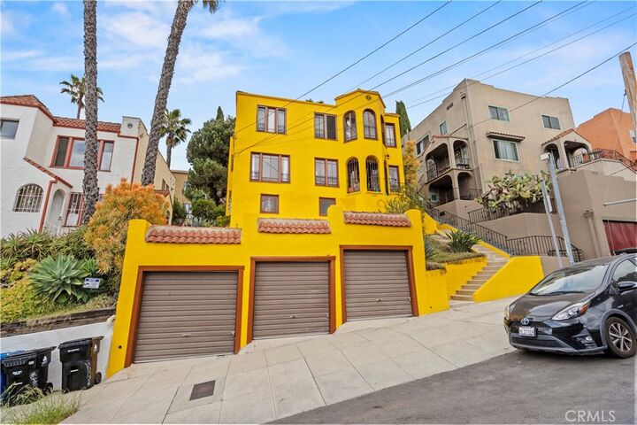Property Photo:  1919 Scott Avenue  CA 90026 