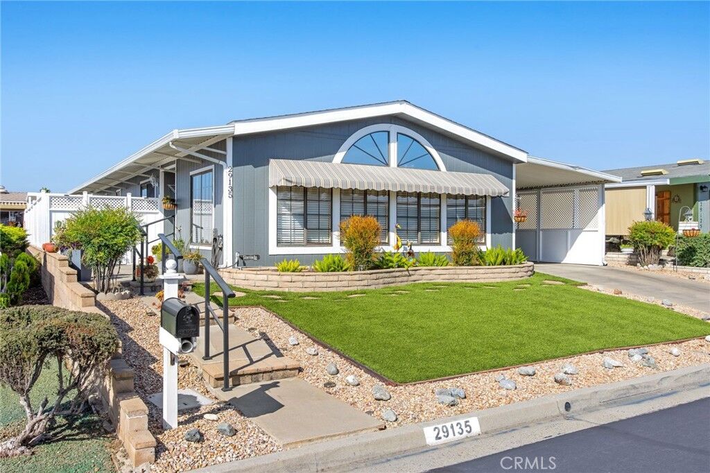 Property Photo:  29135 Via Zapata  CA 92563 