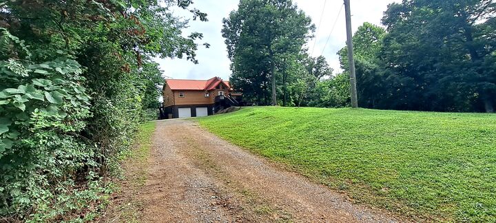 Property Photo:  1027 Garland Hollow Rd  TN 37143 