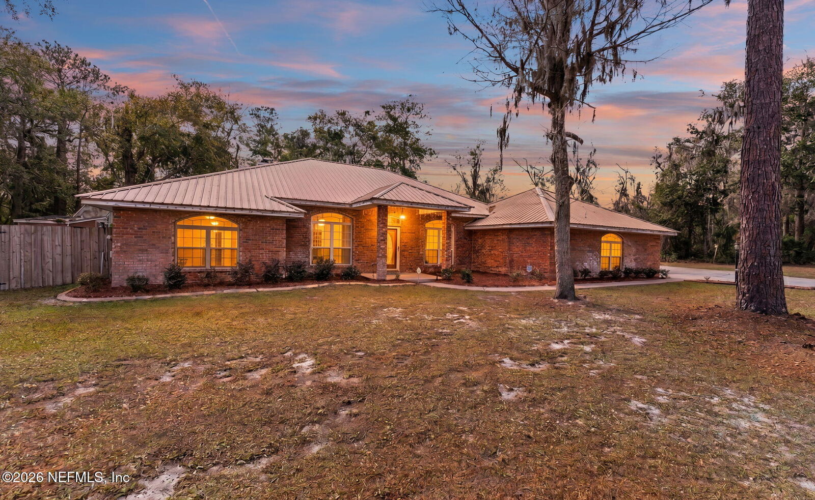 Property Photo:  618 NW Emerald Lakes Drive  FL 32055 