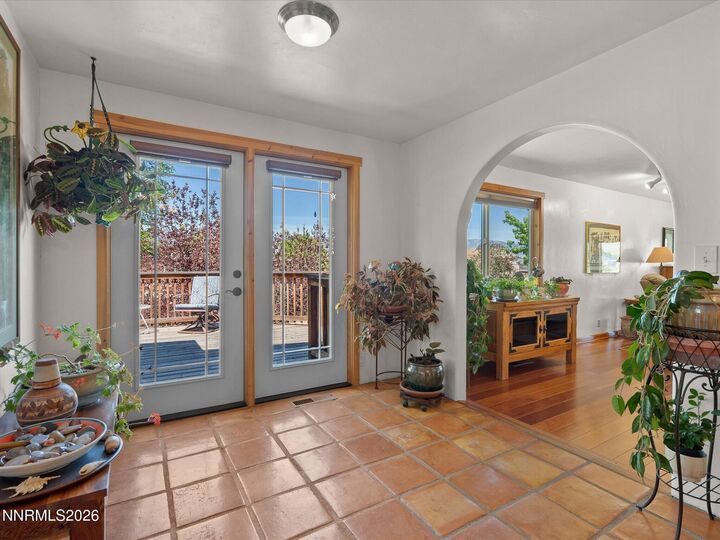 Property Photo: 1560 Jones Street NV 89423