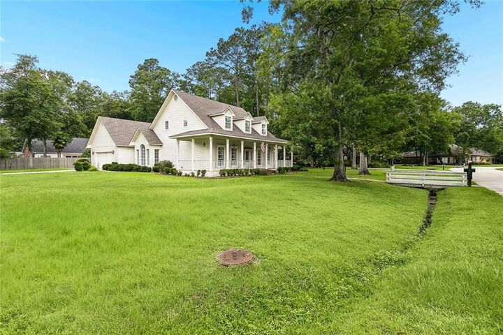 Property Photo: 62 Colony Trail Drive LA 70448