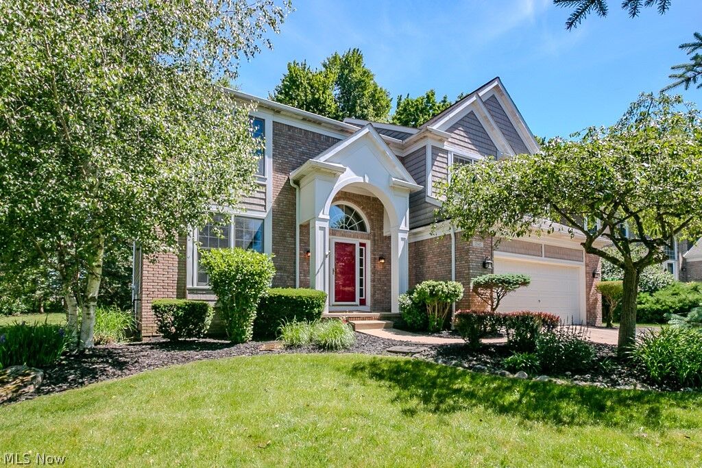Property Photo:  2345 Champion Trail  OH 44087 