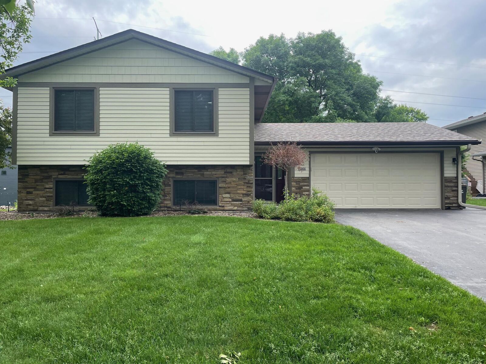 Property Photo:  10366 Concord Drive  MN 55347 