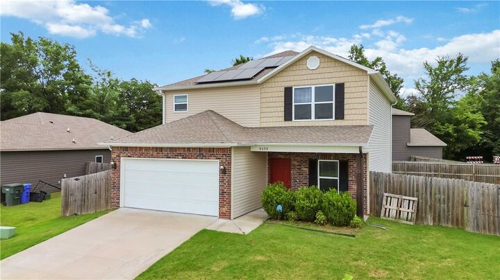 Property Photo:  4600 W Hoover Loop  AR 72704 