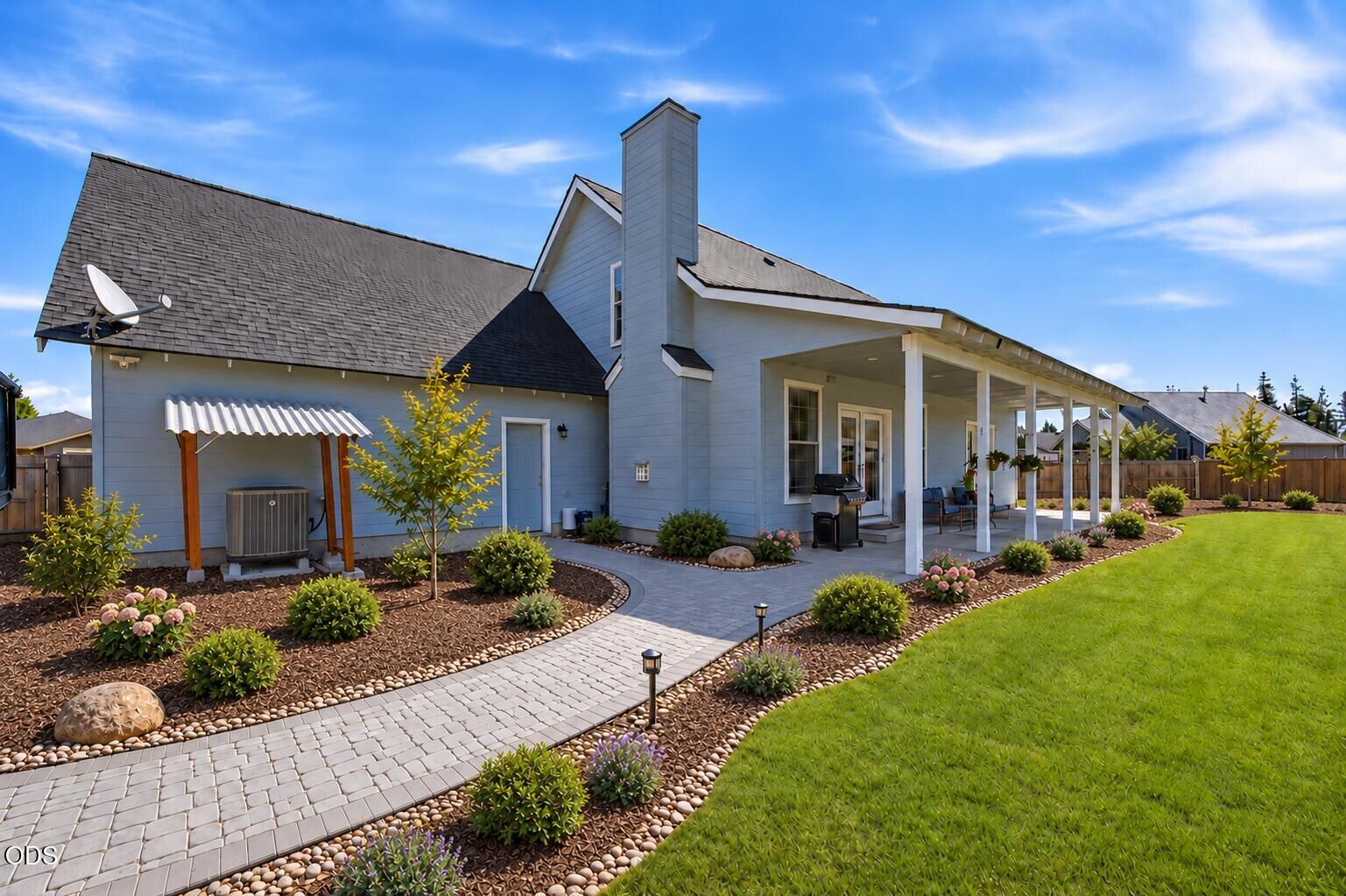 Property Photo:  51379 Apache Tears  OR 97739 