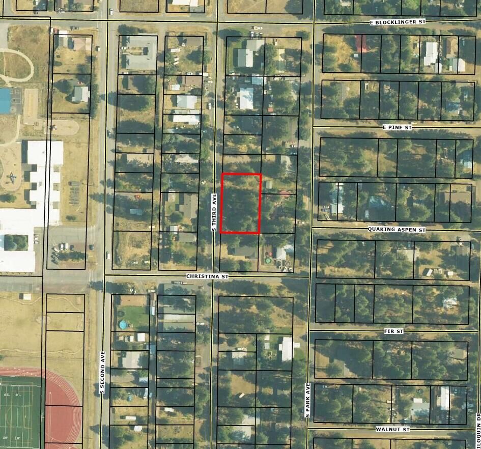 Property Photo: 0 S 3rd Avenue 14-16 OR 97624