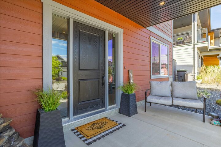 Property Photo:  2596 Crown Crest Drive  BC V4T 1L7 