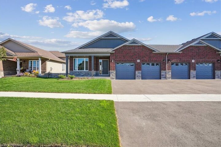 Property Photo:  10 Michelle'S Way  ON N0A 1H0 