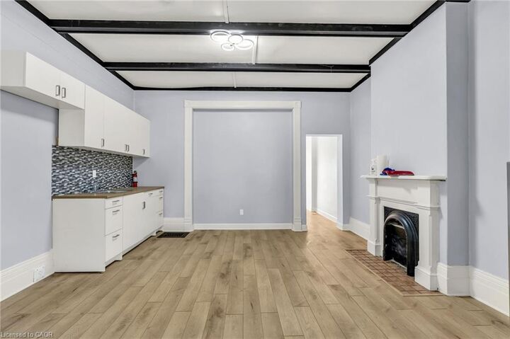 Property Photo:  42 Vansittart Avenue Main  ON N4S 6E2 