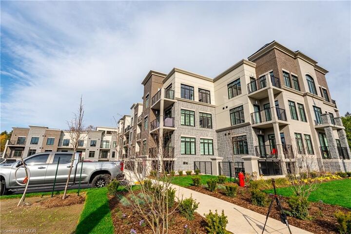 Property Photo:  153 Wilson Street W 319  ON L9G 1N4 